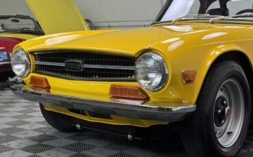 Triumph-TR-6-1969-9