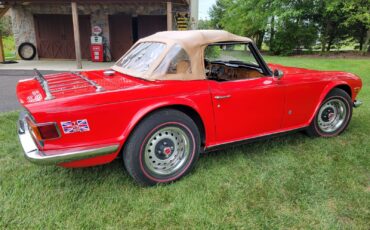 Triumph-TR-6-1972-Convertible-1