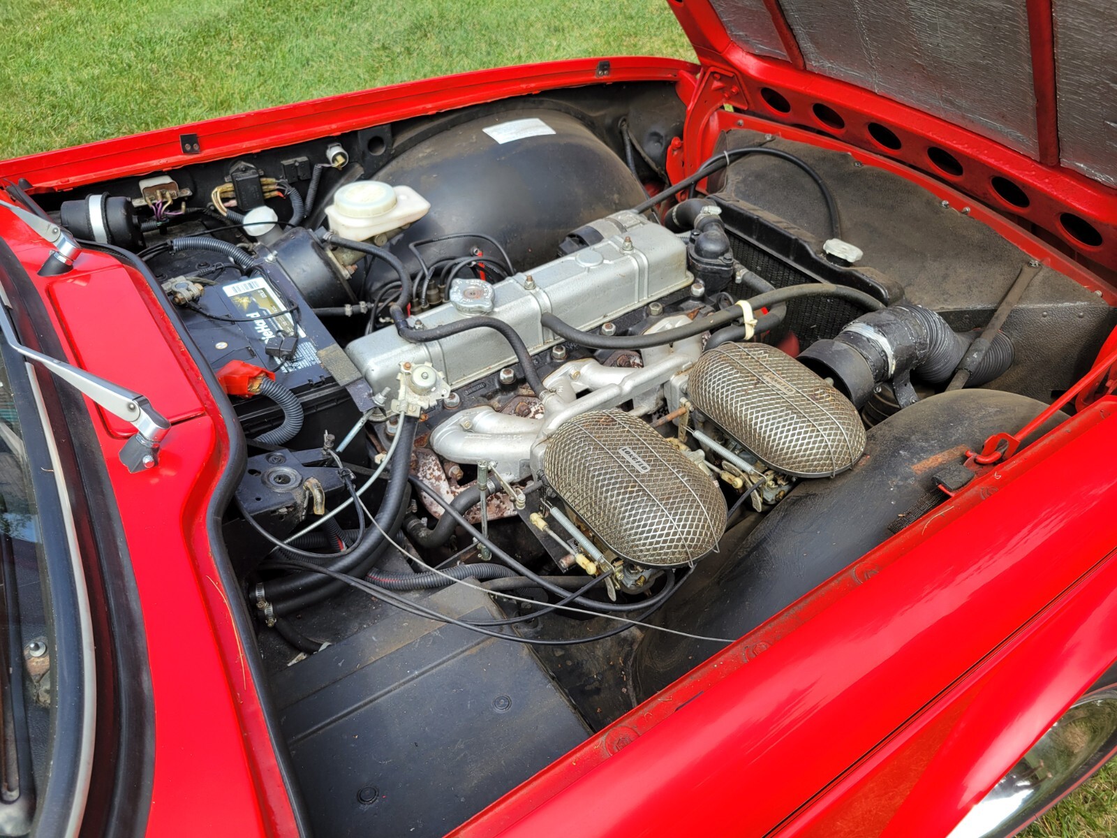 Triumph-TR-6-1972-Convertible-11