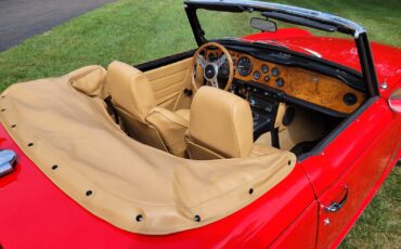 Triumph-TR-6-1972-Convertible-5