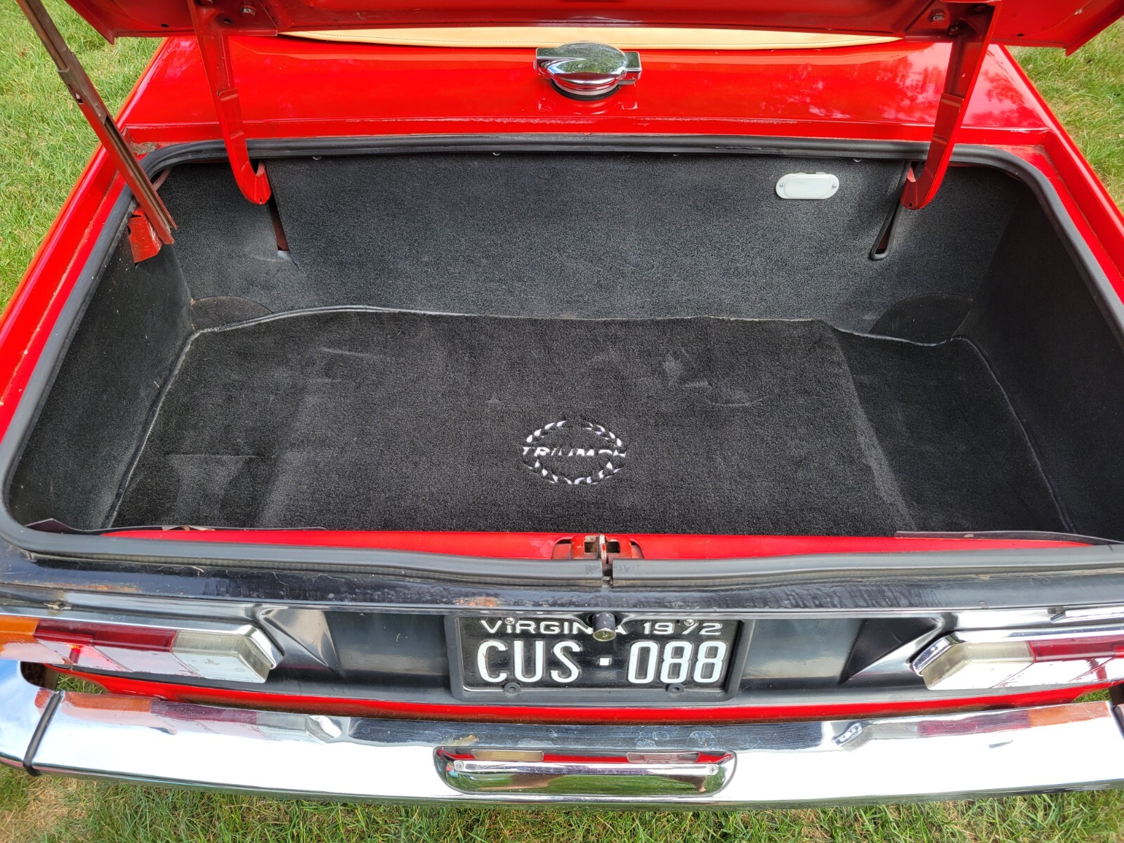 Triumph-TR-6-1972-Convertible-9