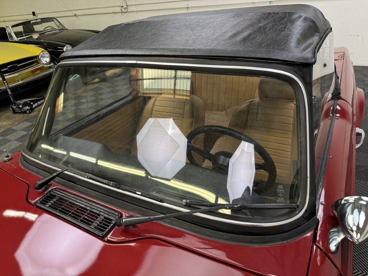 Triumph-TR-6-1973-10