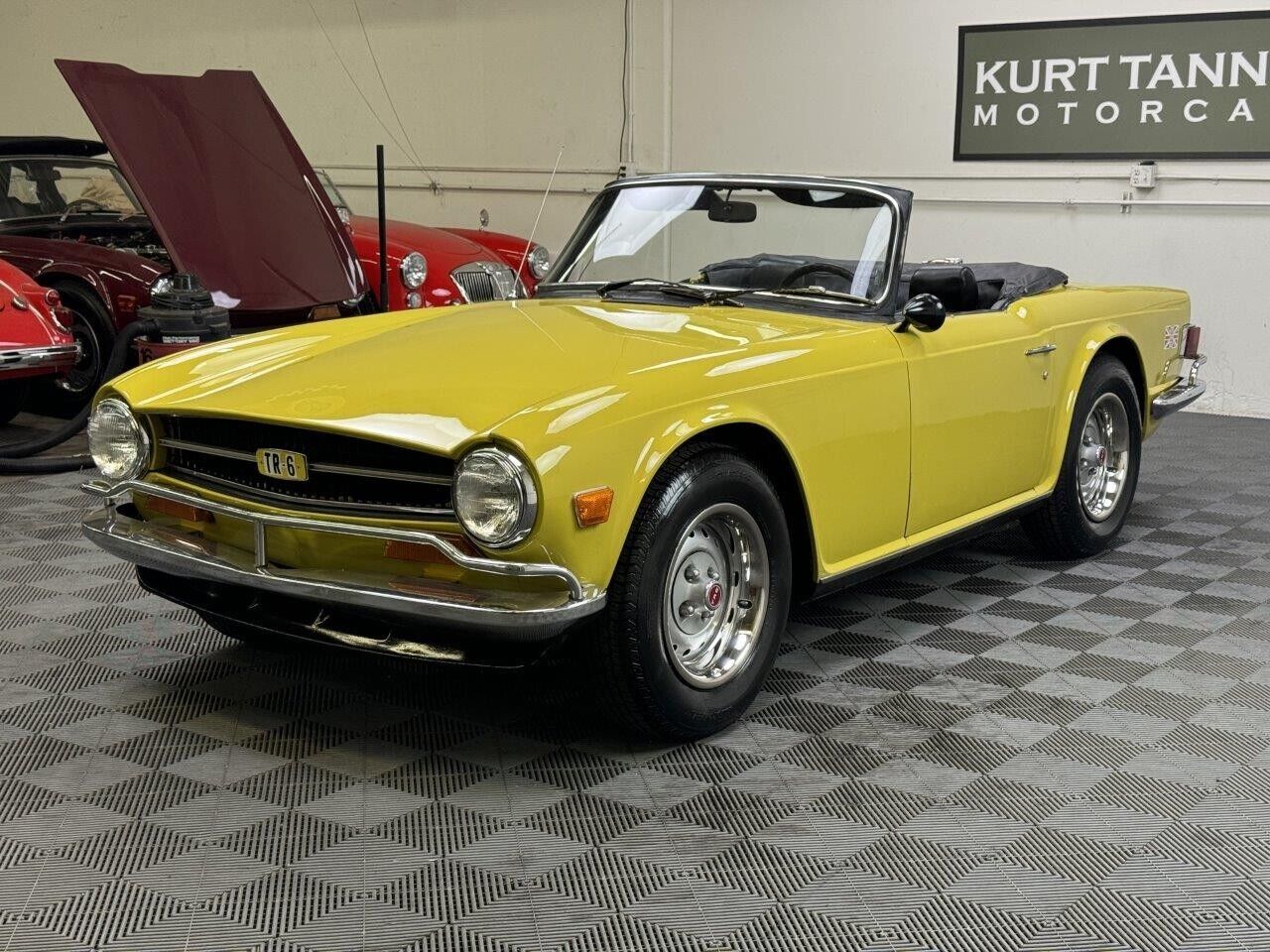 Triumph-TR-6-1973-2