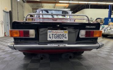 Triumph-TR-6-1973-2