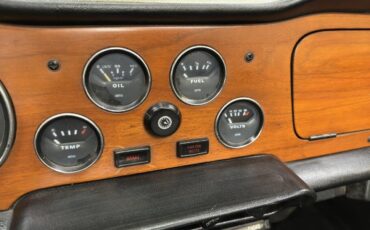 Triumph-TR-6-1973-21
