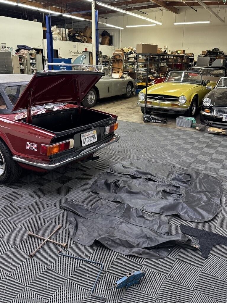 Triumph-TR-6-1973-25