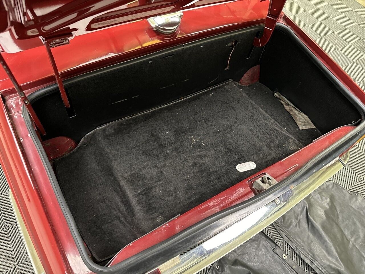 Triumph-TR-6-1973-26