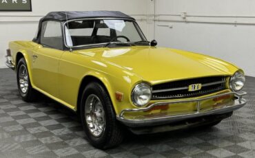Triumph-TR-6-1973-3
