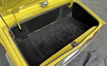 Triumph-TR-6-1973-35
