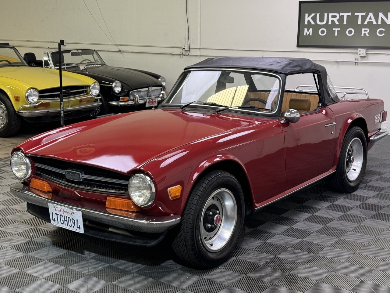 Triumph-TR-6-1973-4