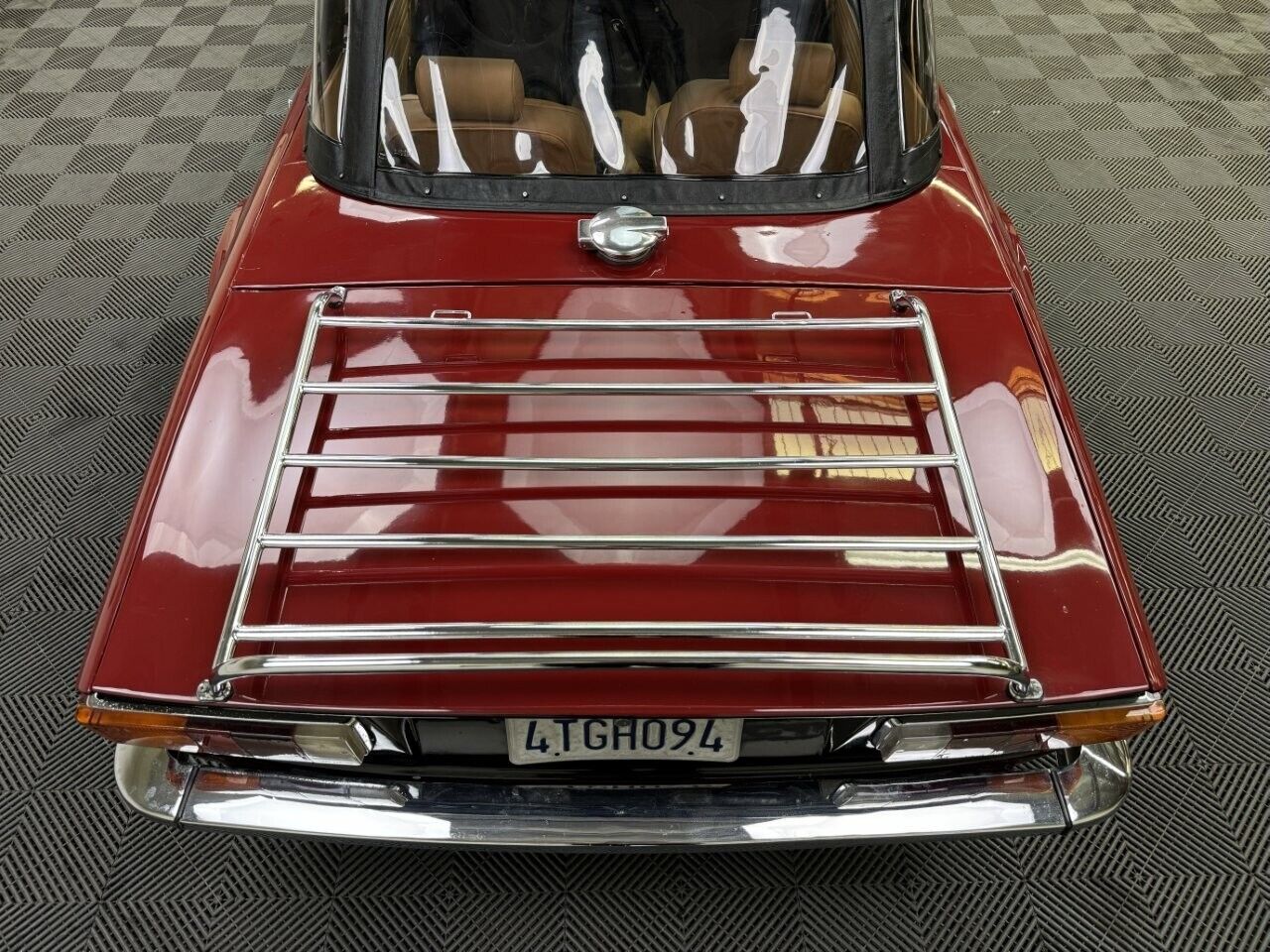 Triumph-TR-6-1973-8