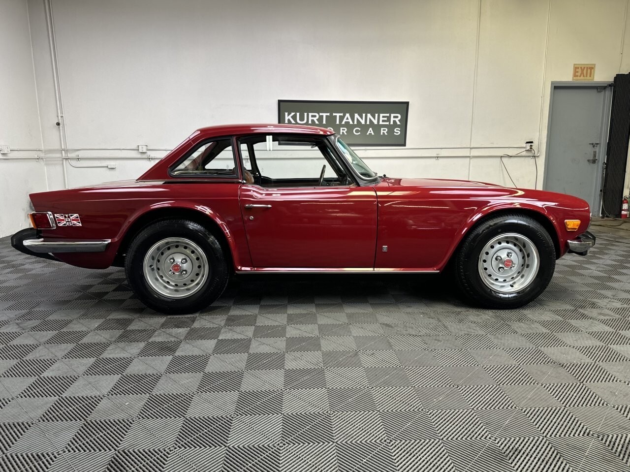 Triumph-TR-6-1974-1