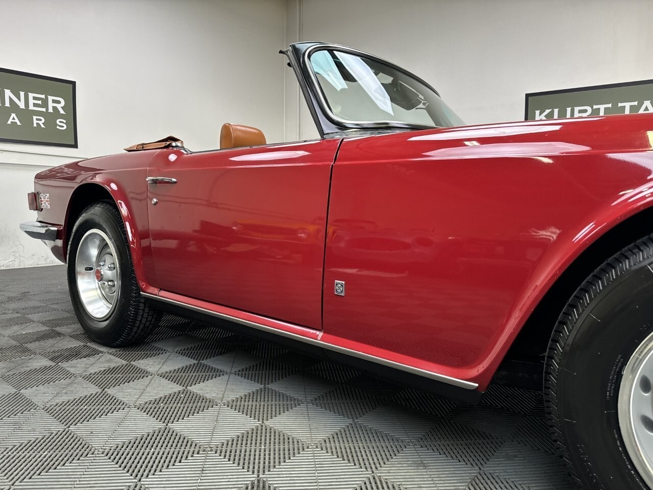 Triumph-TR-6-1974-10