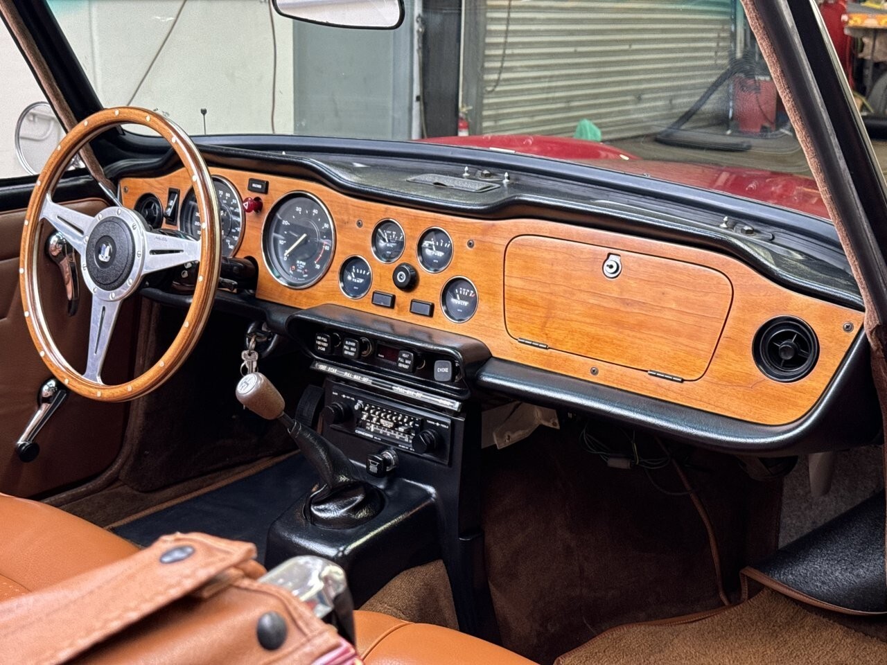 Triumph-TR-6-1974-19