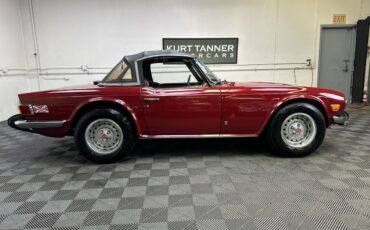 Triumph-TR-6-1974-2
