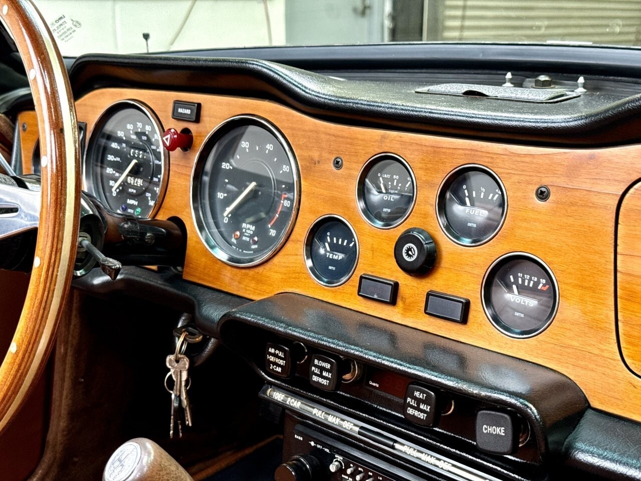 Triumph-TR-6-1974-21