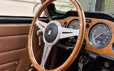 Triumph-TR-6-1974-22