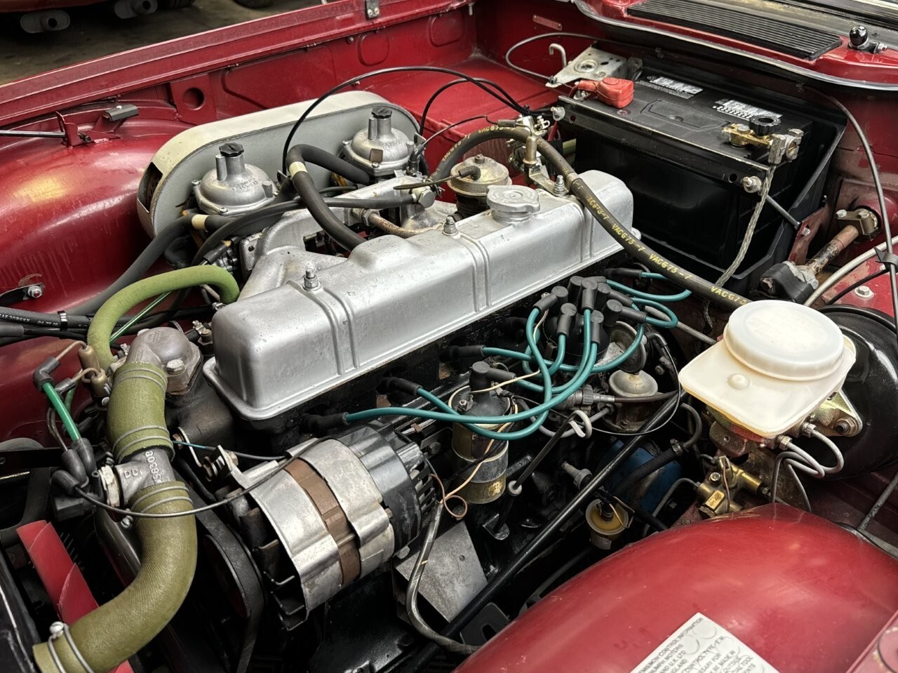 Triumph-TR-6-1974-32