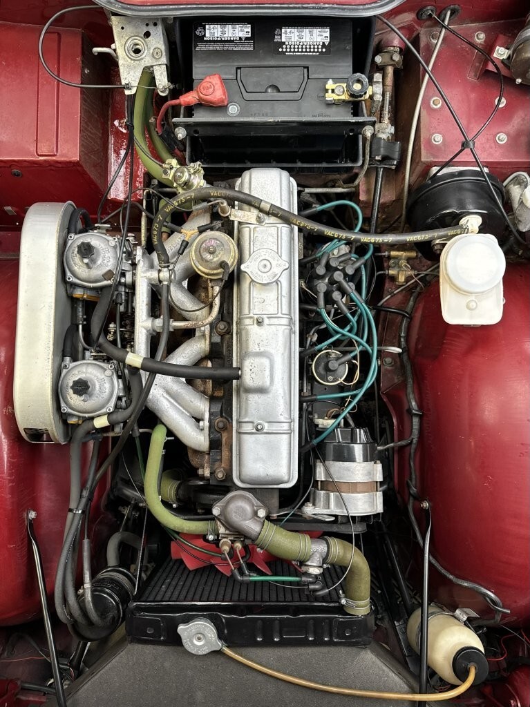 Triumph-TR-6-1974-33