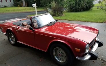 Triumph-TR-6-1974-Convertible-1