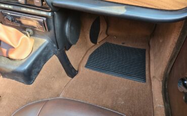 Triumph-TR-6-1974-Convertible-10