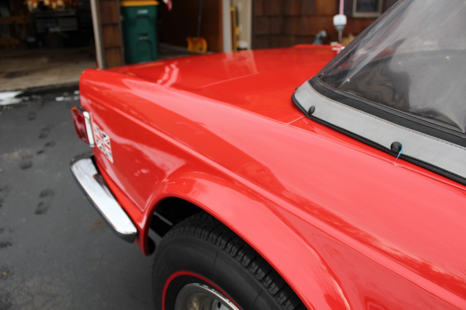 Triumph-TR-6-1974-Convertible-13
