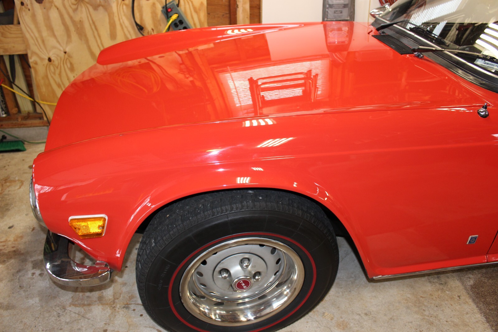 Triumph-TR-6-1974-Convertible-16