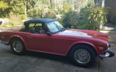 Triumph-TR-6-1974-Convertible-3