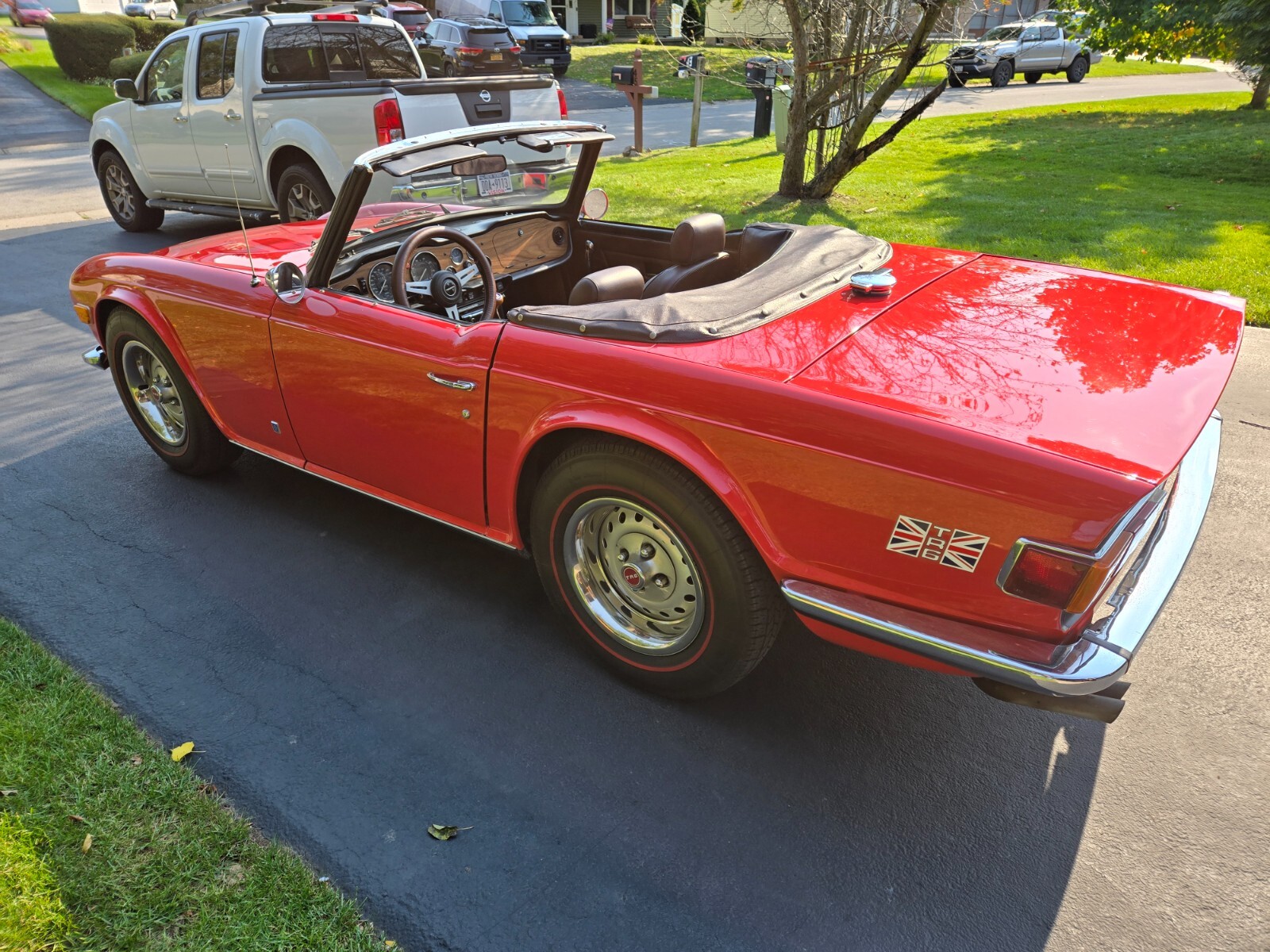 Triumph-TR-6-1974-Convertible-8