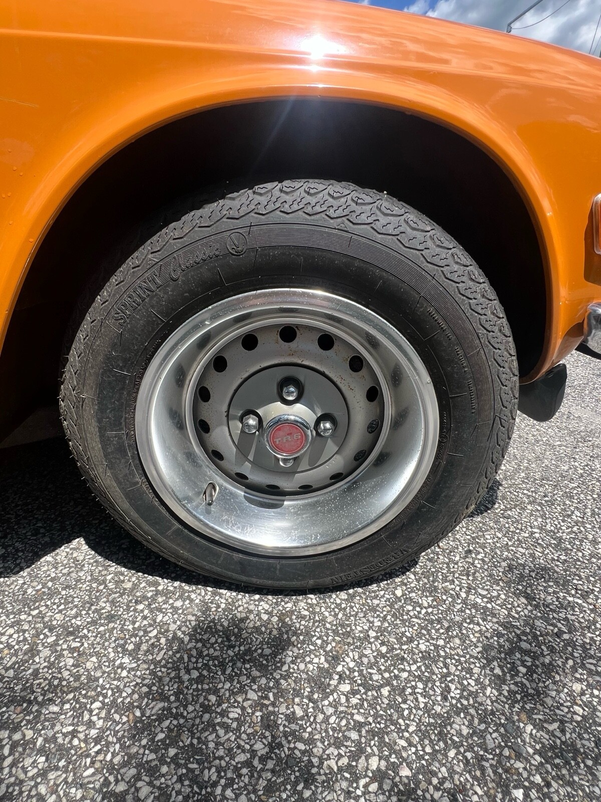 Triumph-TR-6-1975-10