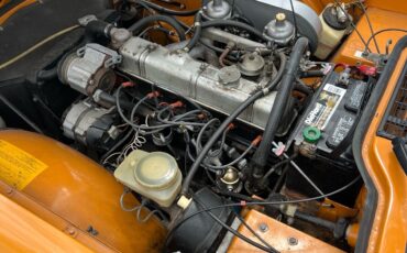 Triumph-TR-6-1975-16