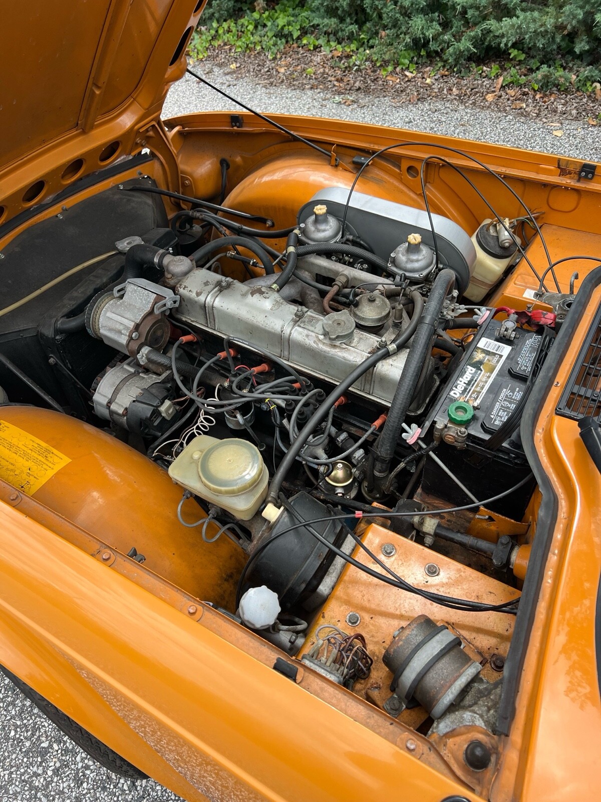 Triumph-TR-6-1975-16