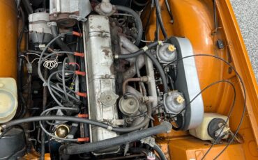 Triumph-TR-6-1975-17