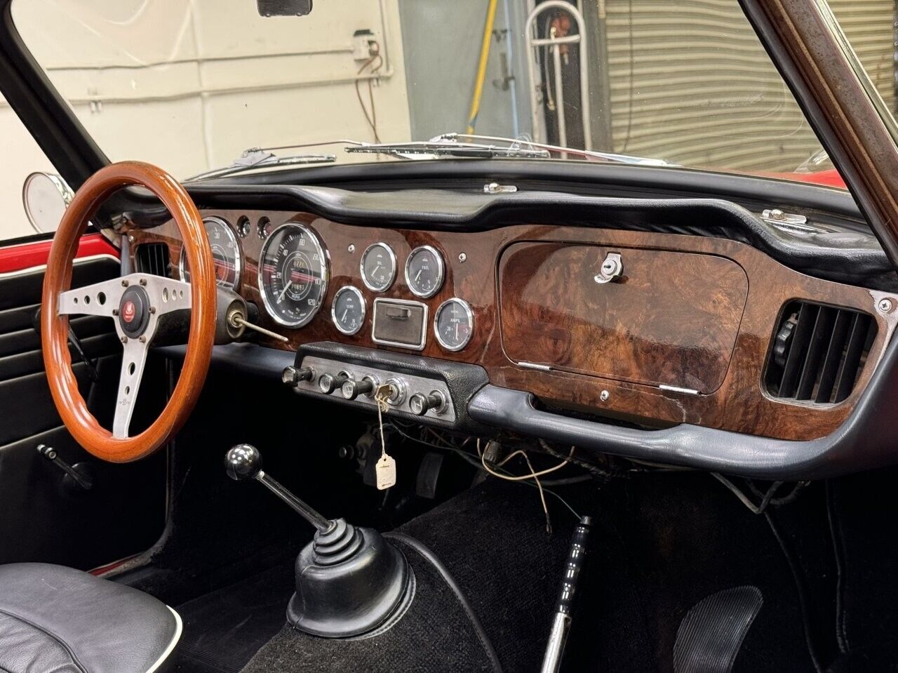 Triumph-TR4-1964-18