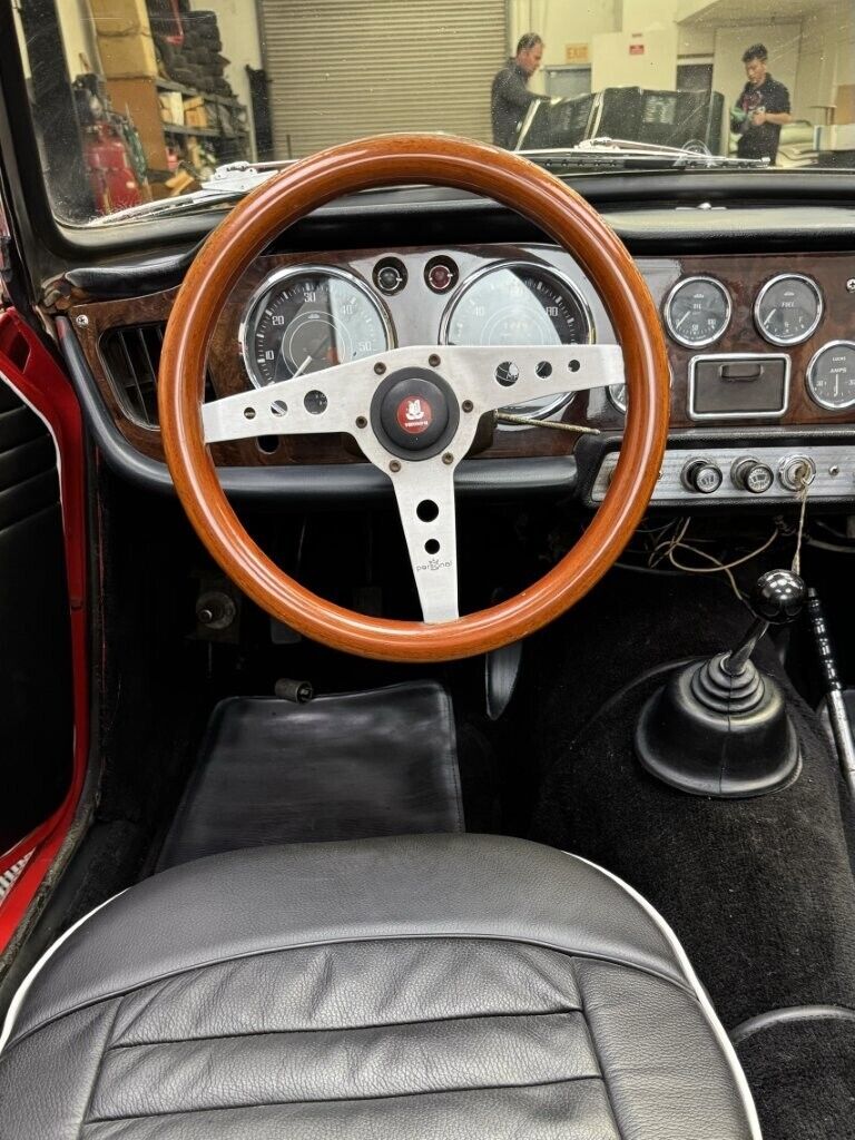 Triumph-TR4-1964-19