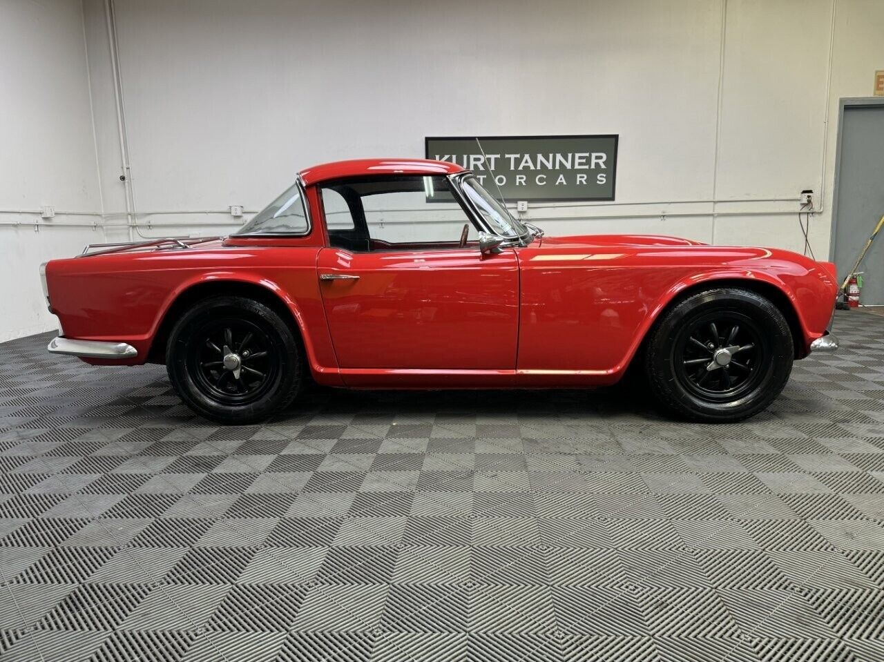 Triumph-TR4-1964-2