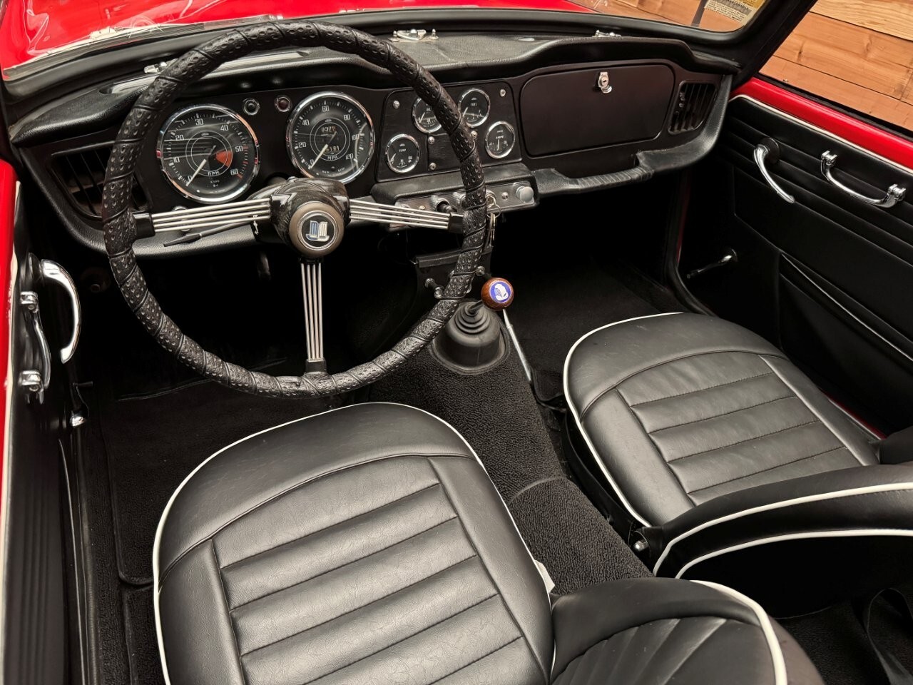 Triumph-TR4-1964-21