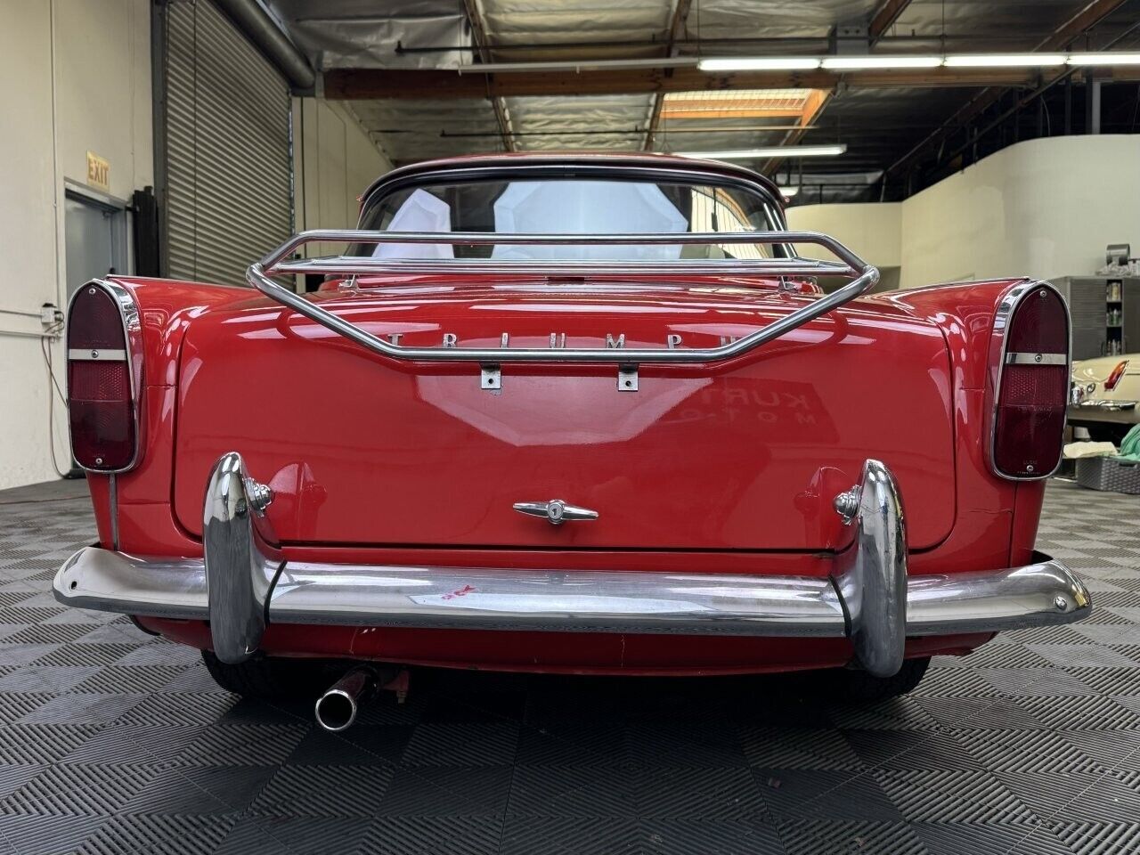 Triumph-TR4-1964-4