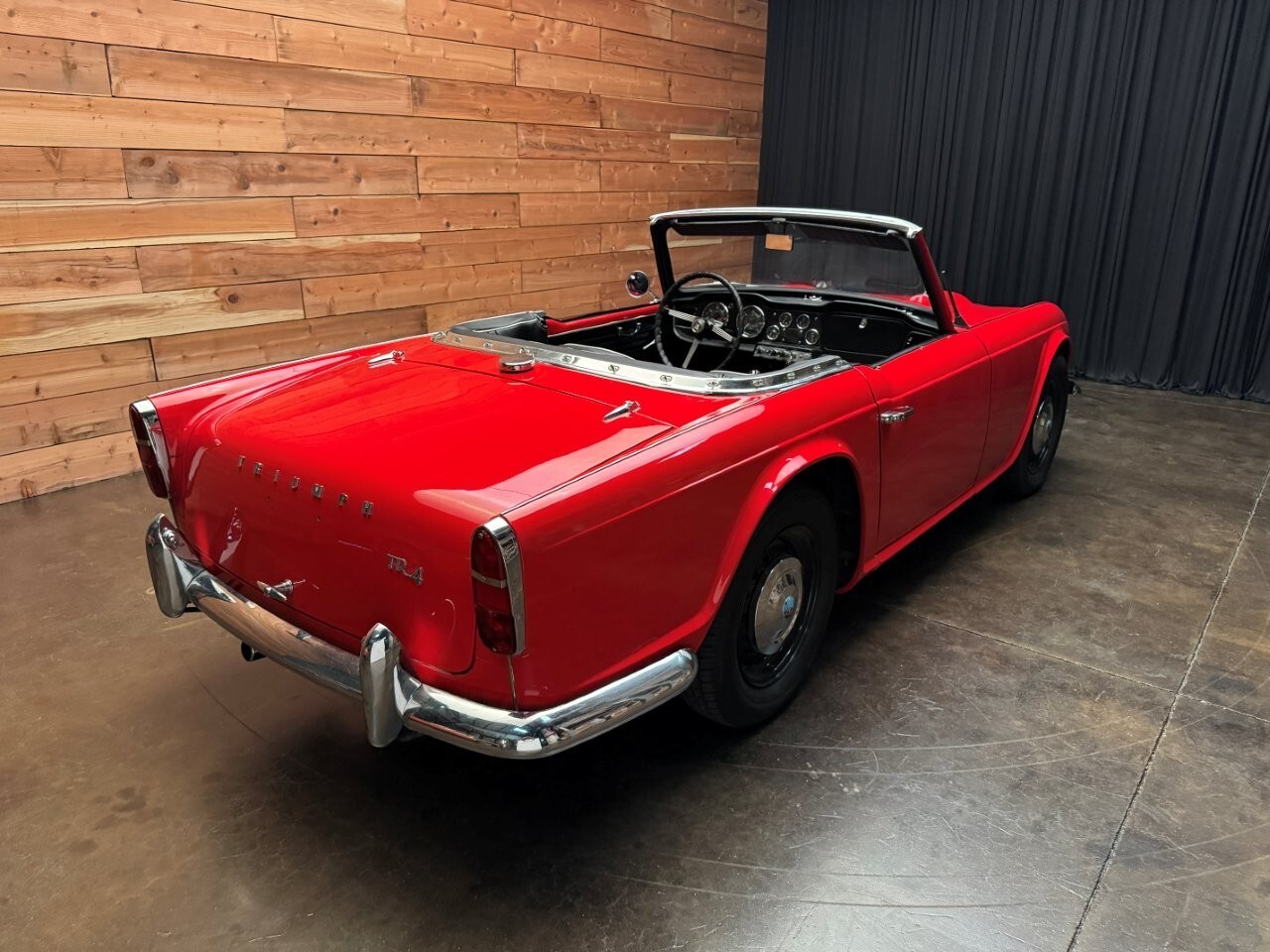 Triumph-TR4-1964-5