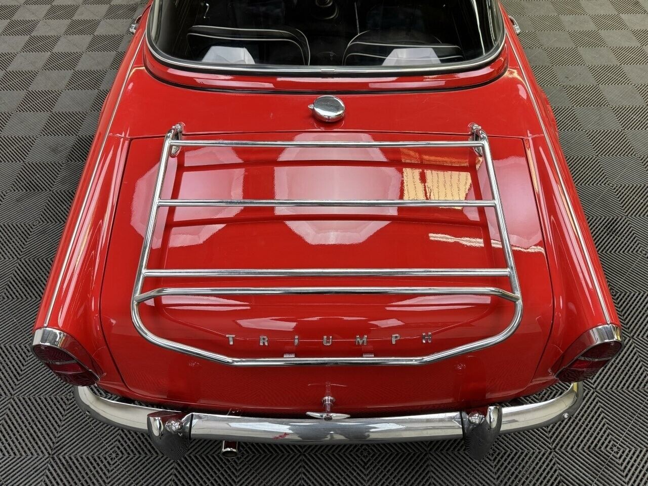 Triumph-TR4-1964-5