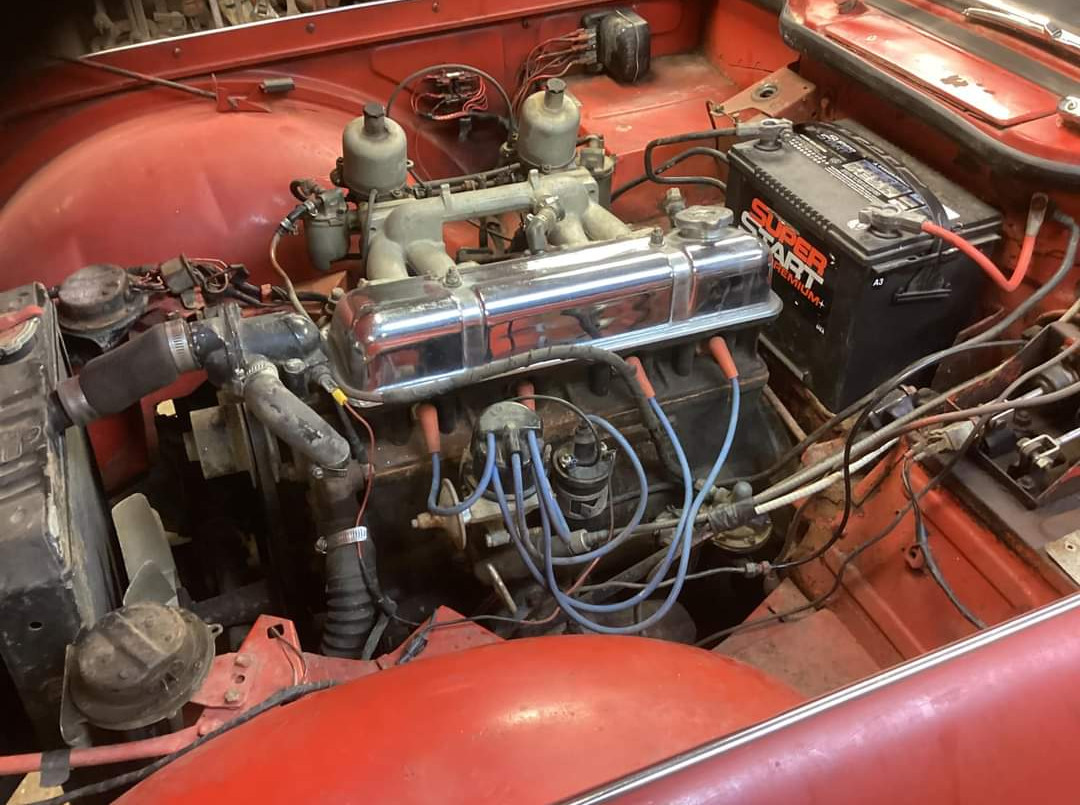 Triumph-TR4A-1966-Convertible-10