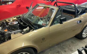 Triumph-TR8-1980-Convertible-16