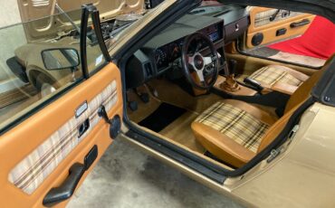 Triumph-TR8-1980-Convertible-2