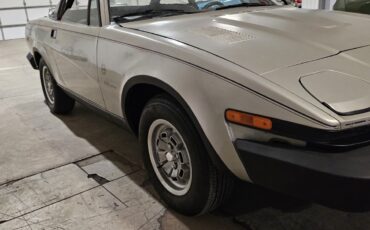 Triumph-TR8-1980-Convertible-6