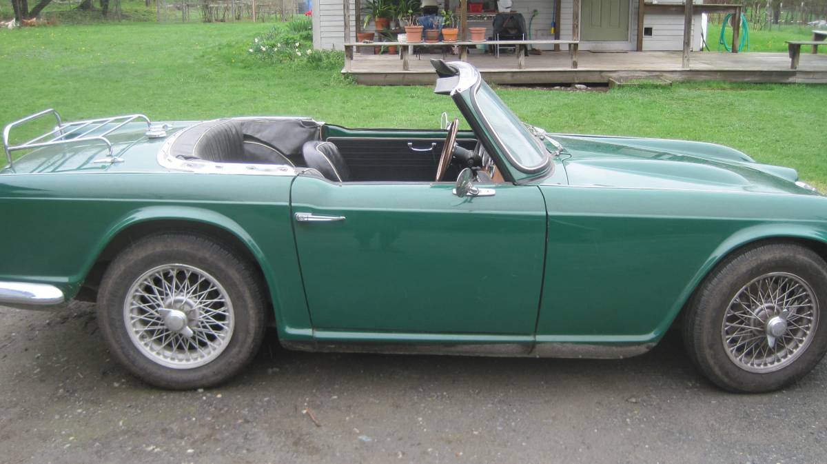 Triumph-Tr4-1961-green-2