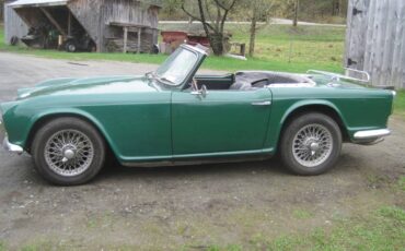 Triumph-Tr4-1961-green