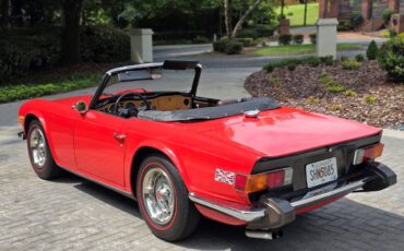 Triumph-Tr6-1974-4