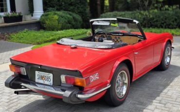 Triumph-Tr6-1974-5
