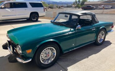 Triumph-Tr6-1974-green-1