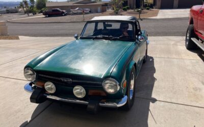 Triumph Tr6  1974 green
